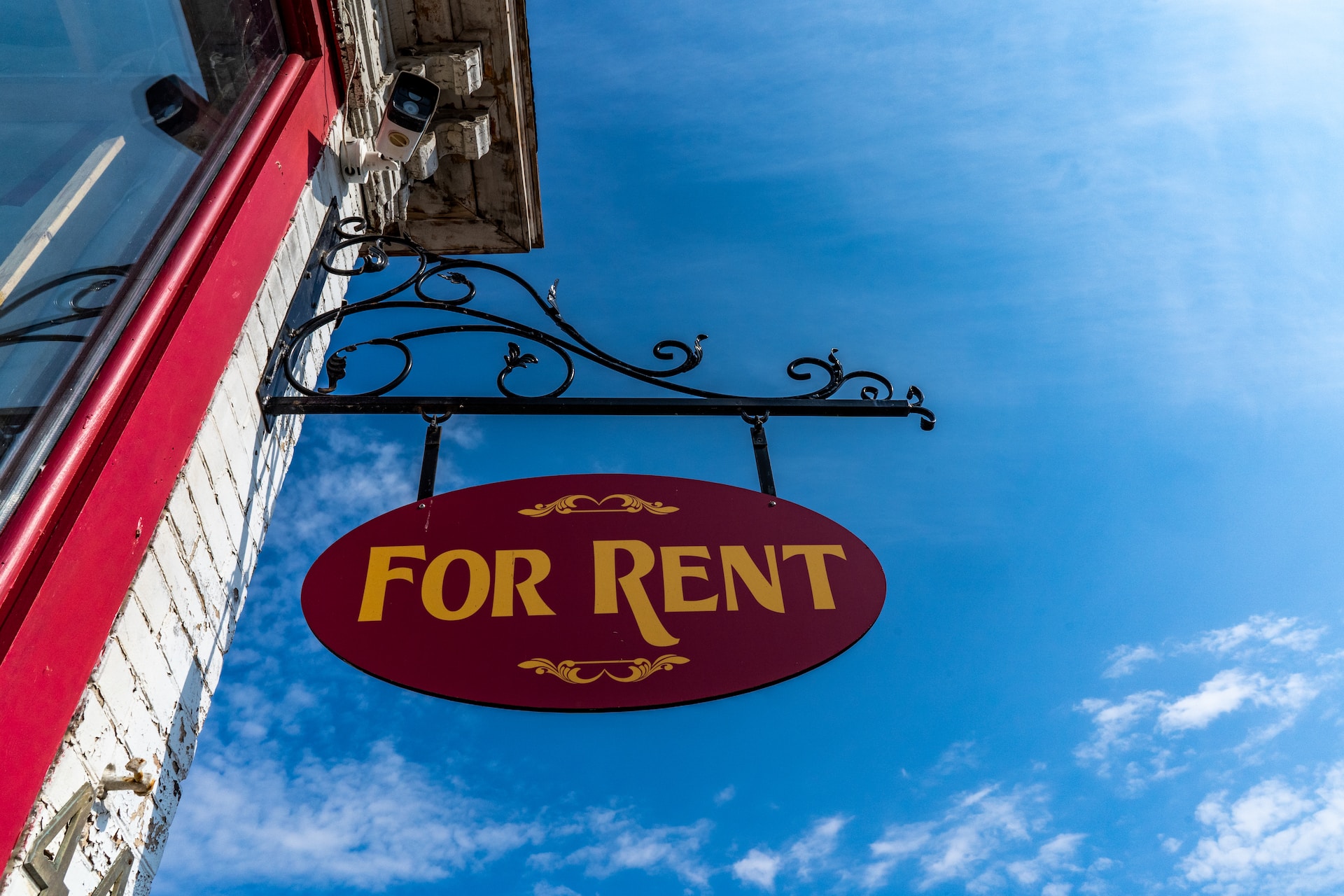 For rent sign. Is it worth it?